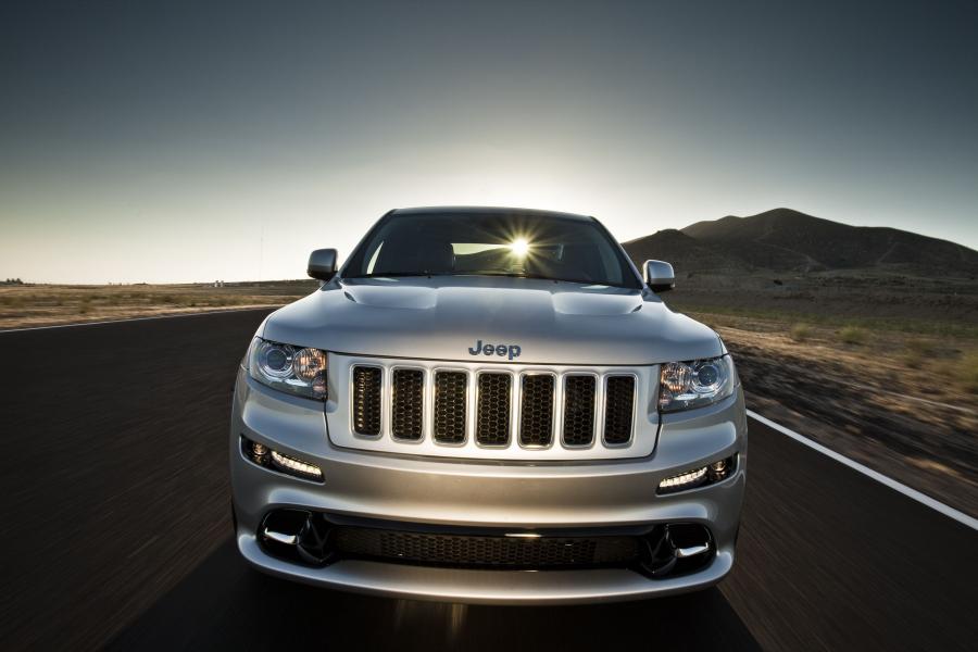  Jeep Grand Cherokee SRT8 2012 года  (фото 139 из 186)